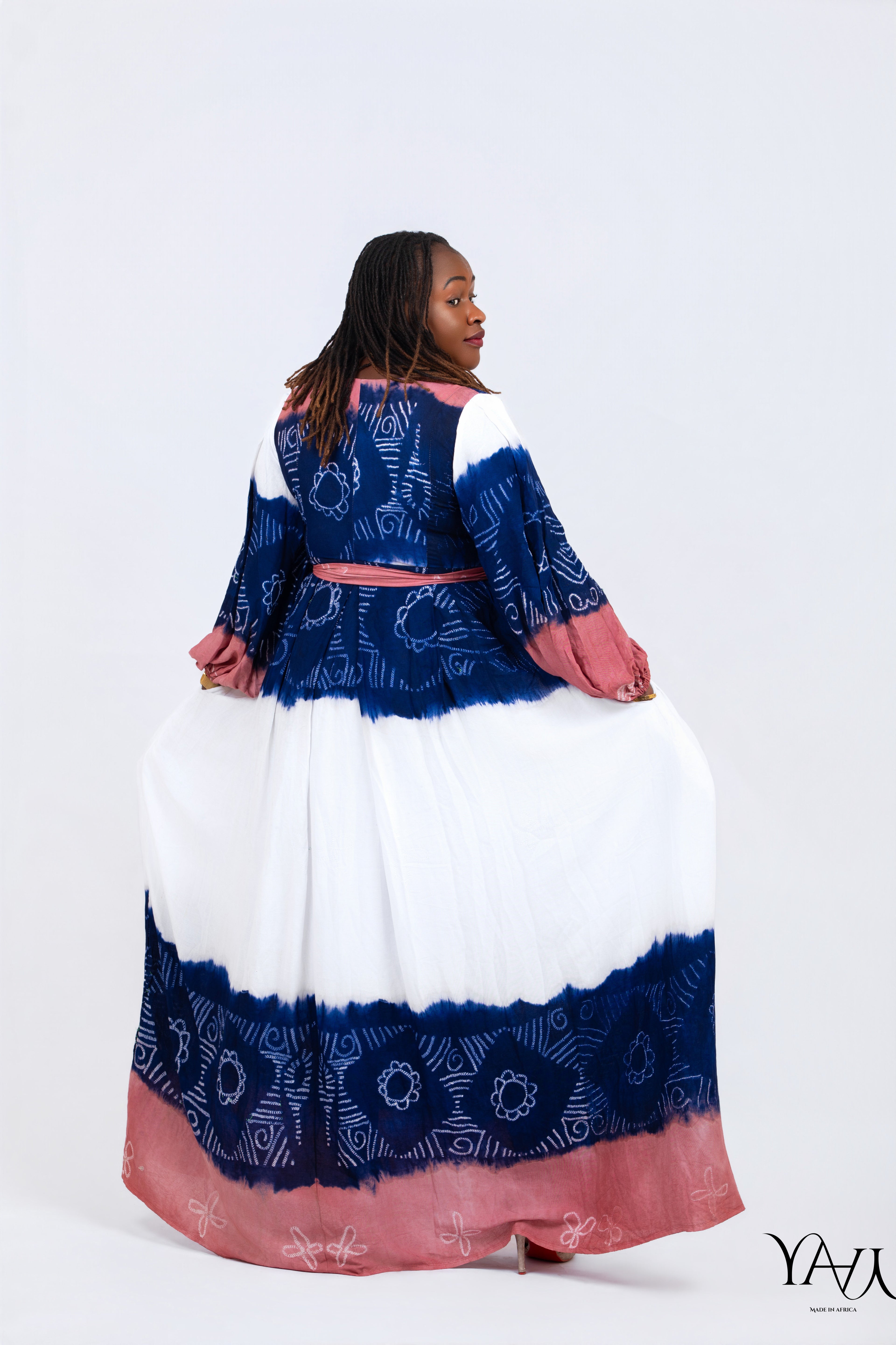 Robe Aja
