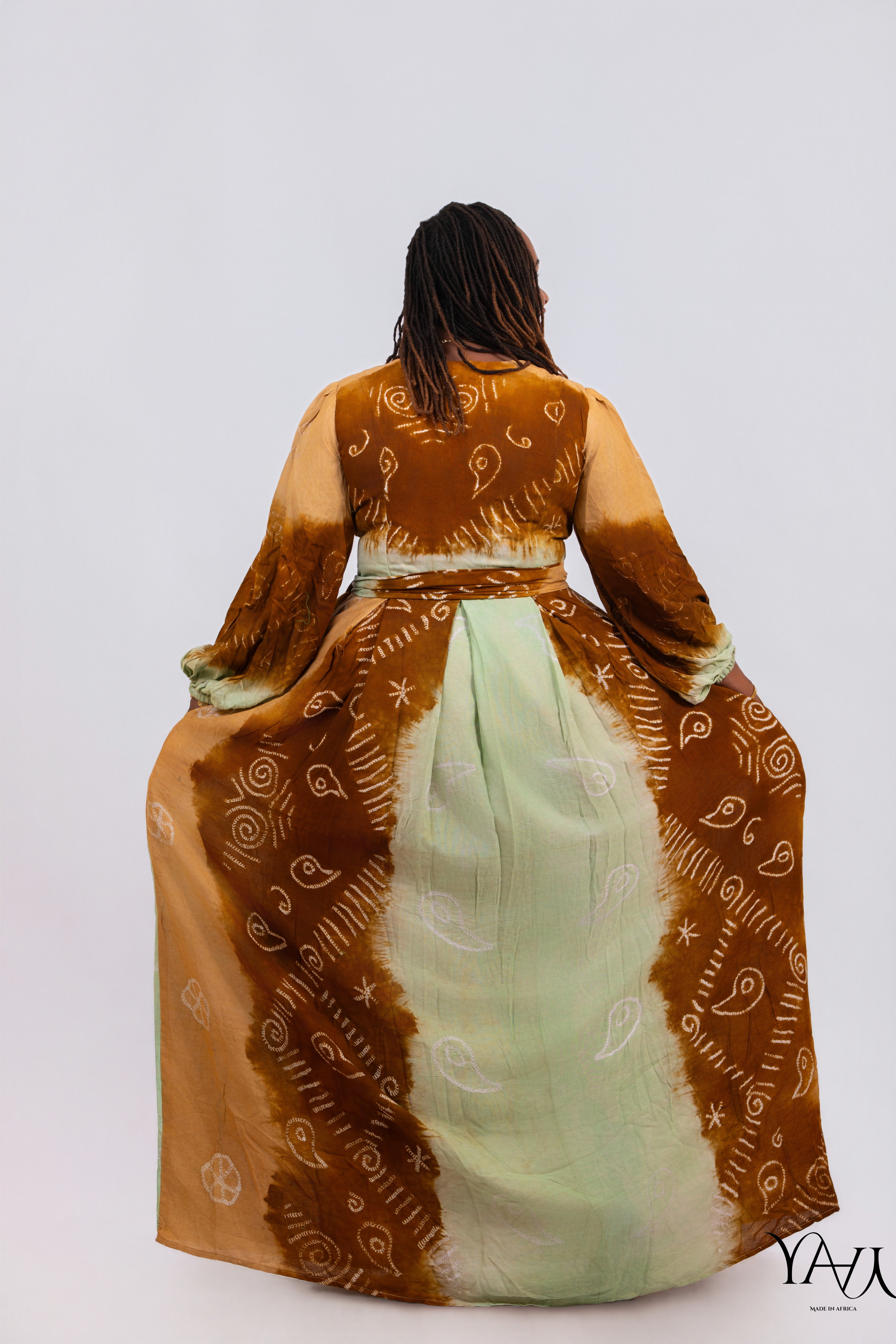 Robe Aja