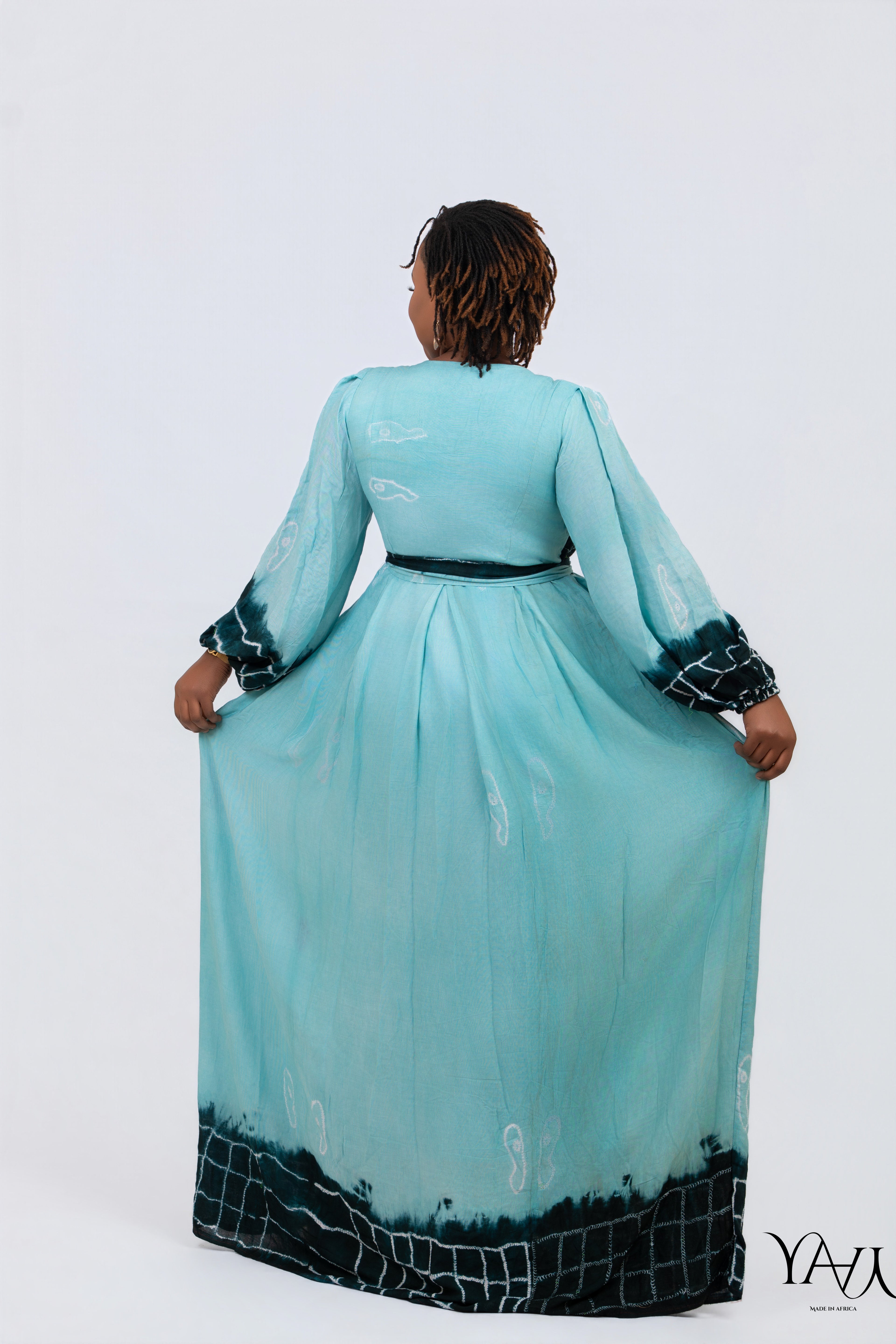 Robe Aja